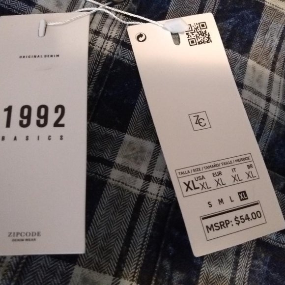 Men's S/S Distressed Shirts - 2 of Them w/Socks!! - Picture 5 of 6